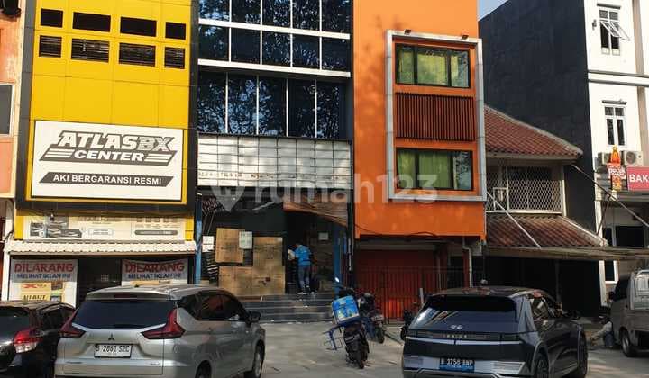 Ruko Komersil Di Jl Kelapa Gading Boulevard Jakarta Utara