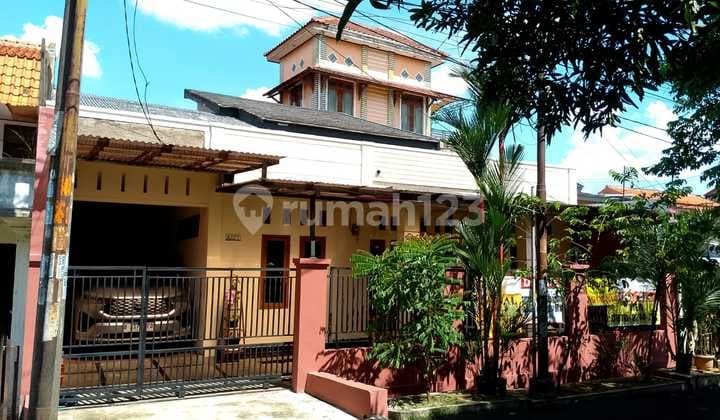 Rumah Asri Lt 160m² Di Komp Pertamina Pd Ranji Tangerang Selatan