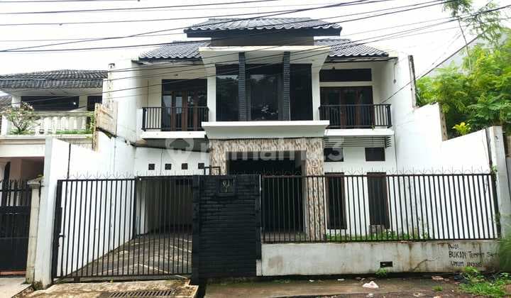 Rumah 2Lt di Jl Bintaro Raya Selatan Sek Ii Jakarta Selatan