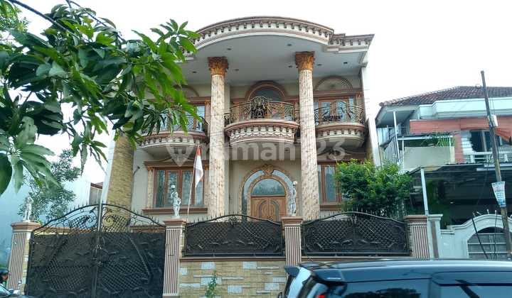 Rumah Mewah 3 Lantai Di Perum Metro Permata 1 Karang Tengah Kota Tangerang