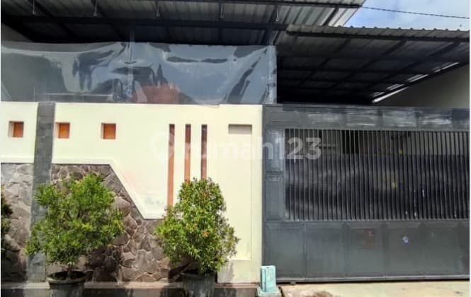 Rumah Bagus Dekat Rumah Sakit, Masjid, Kampung Inggris di Kediri