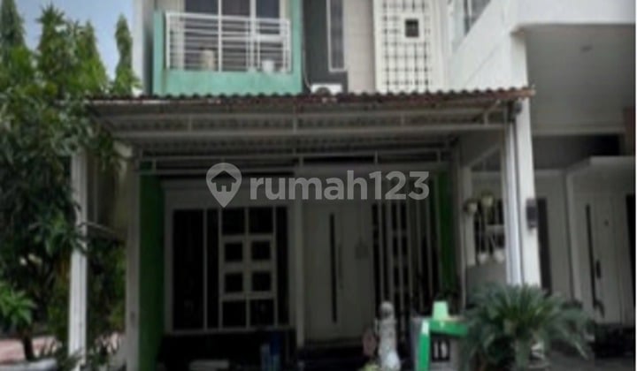 Rumah Nyaman Dekat Gress Mall Gresik