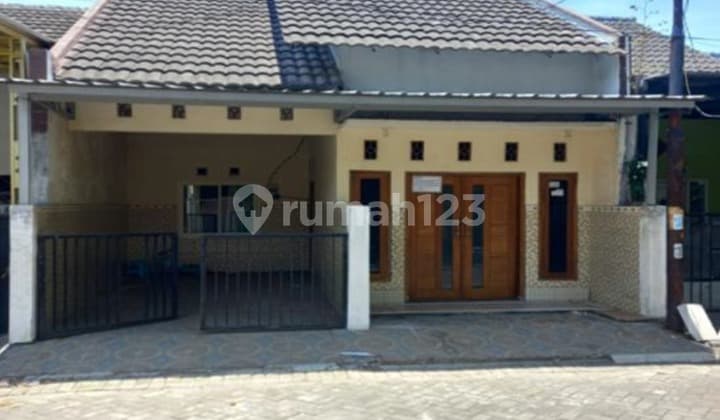 Rumah Bagus di Daerah Puri Indah Sidoarjo