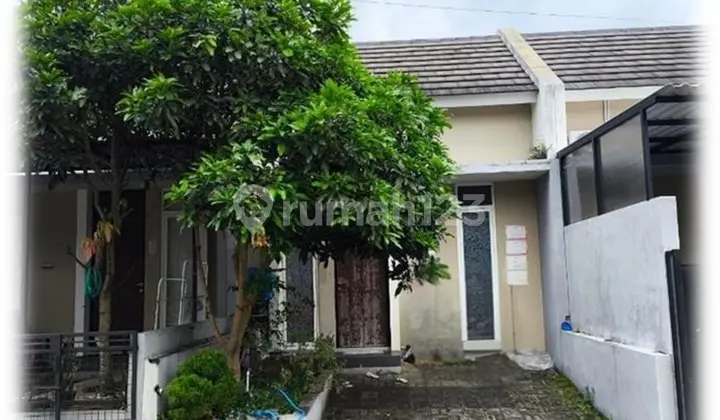 Rumah Murah Dekat Jalan Tol Lantai 1 di Lokasi Malang