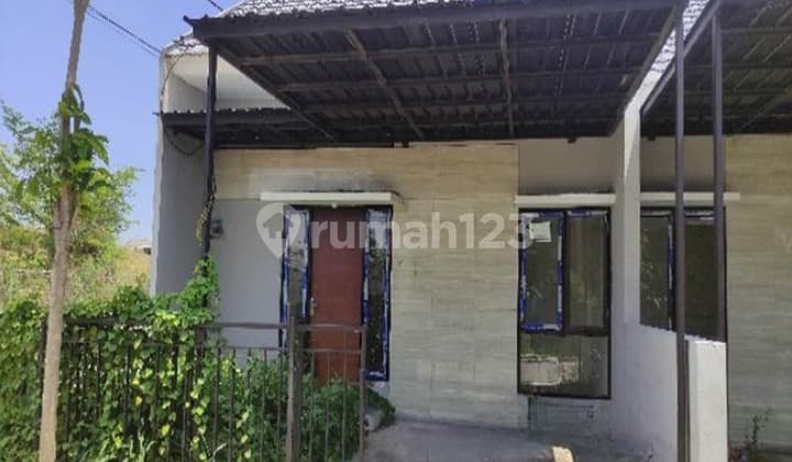 Rumah Murah dan Bagus Dekat Jalan Tol di Kedamean Gresik