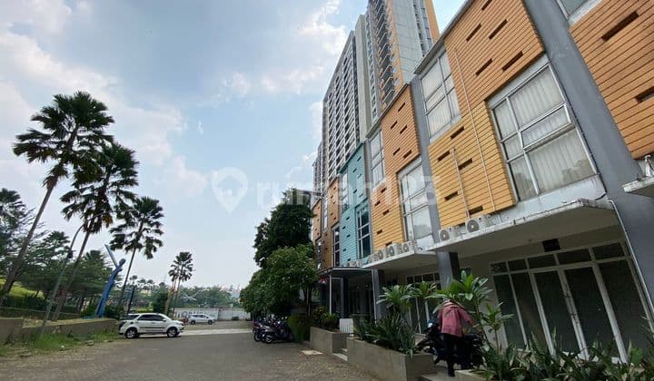 Ruko 3 Lantai di Area Komersial Cinere