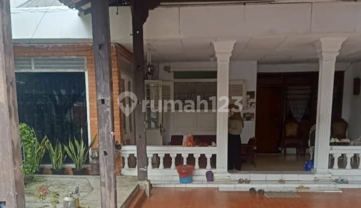 Rumah 2 Lantai - Akses Jalan 2 Mobil - Lokasi Komplek PLN Cililitan Besar Kramat Jati Jaktim