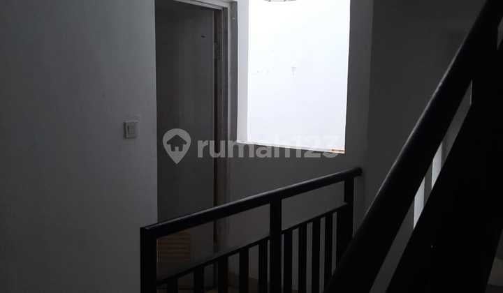 Ruko Avenue 3,5 Lantai Siap Pakai di Jakarta Garden City, Cakung, Jakarta Timur