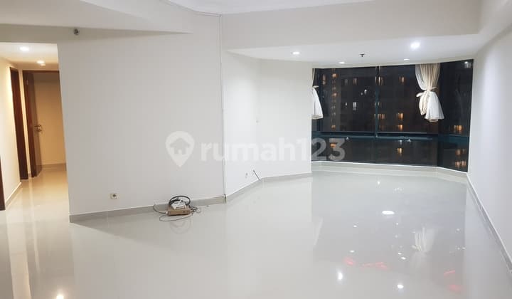 Dijual apartemen kondominium Taman Anggrek 3 bedroom luas 146m2