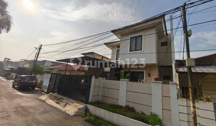 Worth It Luas Rumah 2 Lantai di Citra Garden 1