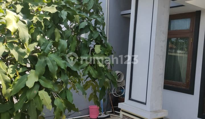 Dijual Rumah 2 Lantai Villa Citra 1