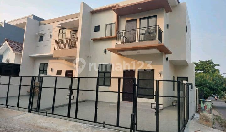 For Sale New House in Metland Puri