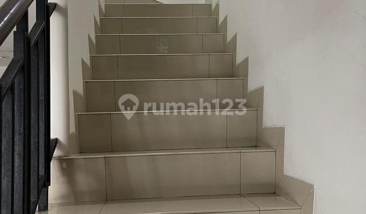 For Sale Green Lake Cluster East Asia House