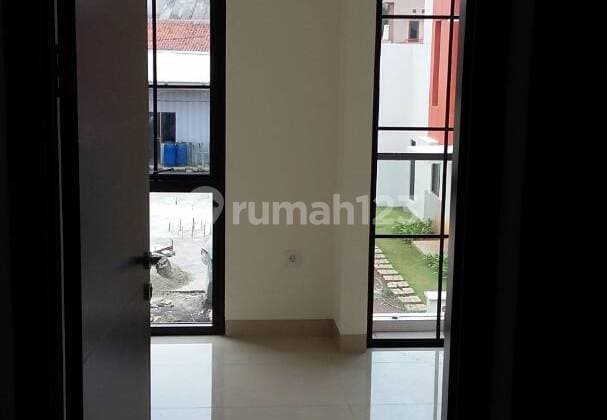 For Sale: House Below Market Price in Green Village Cipondoh