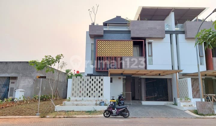 Rumah di Puri 11 Heritage Residence 9 Corner Siap Huni Strategis