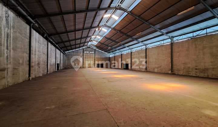 Gudang Karya Beton LB 1100 Hadap Selatan