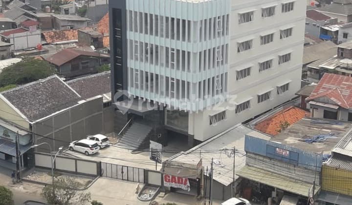 Gedung Pramuka Raya 5,5 Lantai Siap Pakai