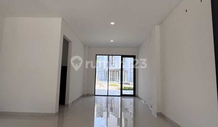 Ruko 3 Lantai 2 Muka Dijual di BSD City - Lokasi Super Strategis