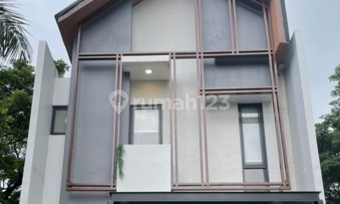 New 2-Story Semi-Furnished House Near Highway and Station in BSD City