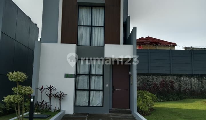 Rumah Scandinavian Dekat Bsd City