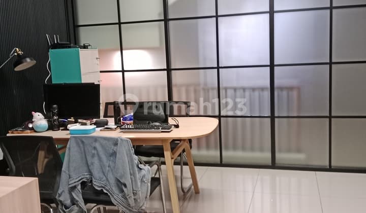 Ruko 3 Lantai Cocok untuk Kantor di Summarecon Serpong