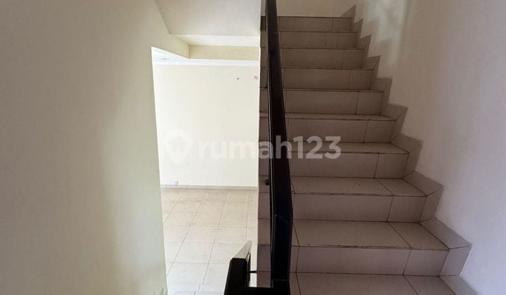 Disewakan Rumah Green Lake City Cluster Europe 3Br