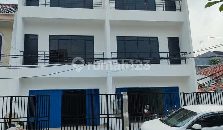 For Sale Jumbo Shophouse Connected to Main Road in Mangga Besar