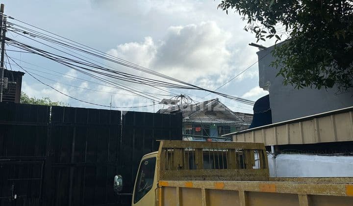 Dijual Rumah Cocok untuk Usaha di Jembatan Lima Jakarta Barat