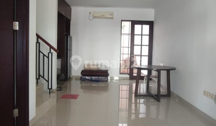 Dijual Murah Rumah 6X18 di Green Lake City