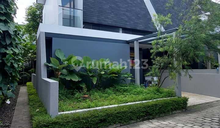 Rumah Industrial Modern di Yve Habitat Limo Termurah Sudah SHM