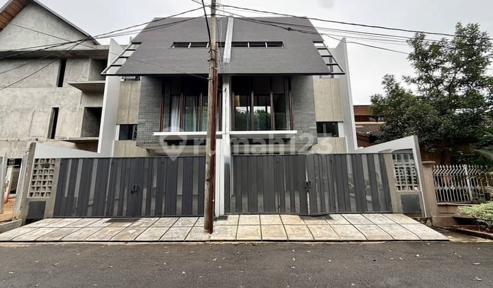 Brand New House 3 Lantai Pondok Labu Mepet MRT