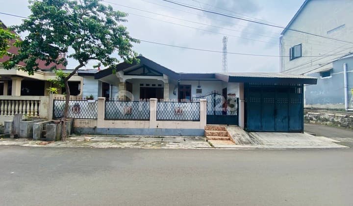 Rumah 1 Lantai Ciputat Dekat Tol Dan Mall Bintaro Xchange