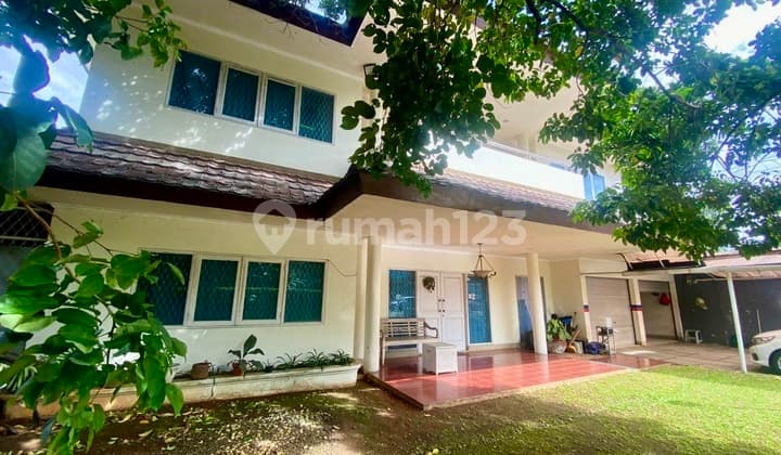 Rumah Megah Lokasi Komersial Cinere Selangkah Ke Tol Brigif