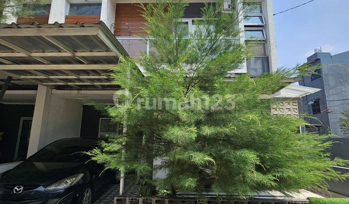 For Sale Beautiful And Ready to Occupy Modern Limo Model House in Sawangan.