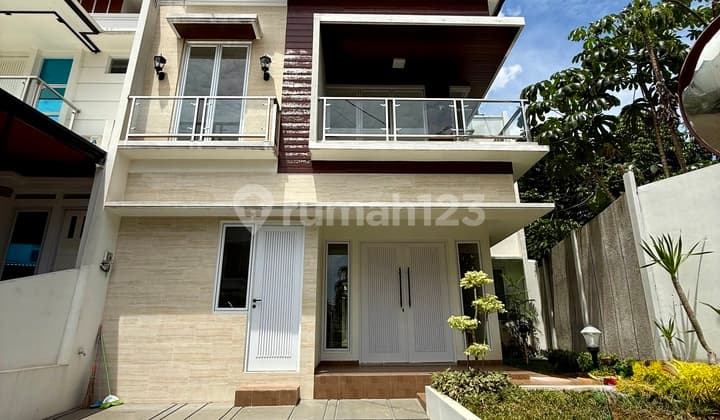 New and Exclusive Cilandak House with Spacious Yard Near Al Jabr