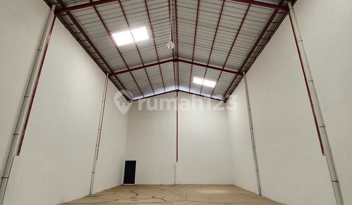 Disewakan Gudang Kbc Kamal Lt 380m2 Dekat Bandara 2 Lantai Kantor Baru