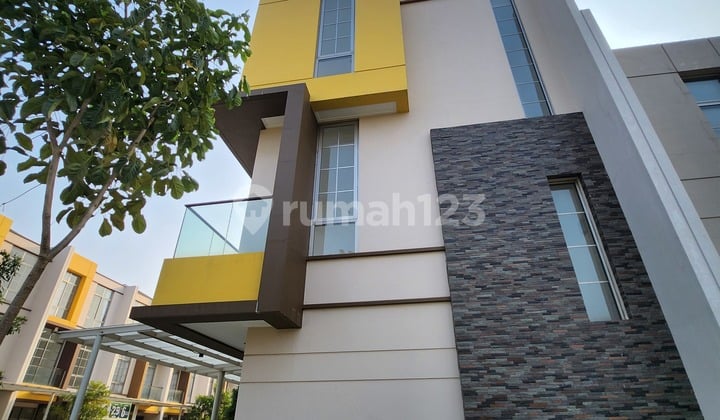 Dijual Rumah Pik2 Cluster Miami 6x10 Hoek 3 Lantai Hadap Selatan Brandnew