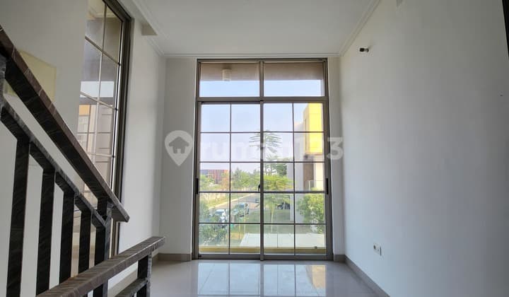 Dijual Termurah! Rumah Pik2 6X10 3 Lantai Hadap Selatan