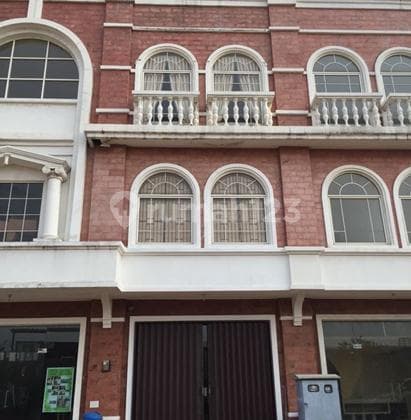 A shop house in a bustling area is suitable for business.