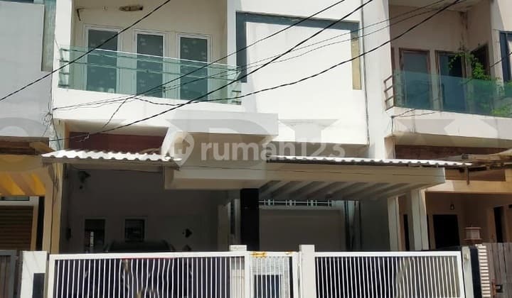 Disewa Rumah Sunter, Luas 7X23 Meter, Kode :15902 Jn