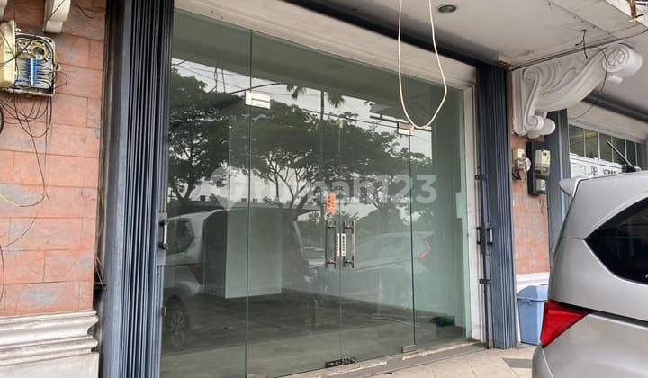 Ruko Gandeng Murah Sebrang Mal Summarecon Serpong 3 Lantai Luas 510M2