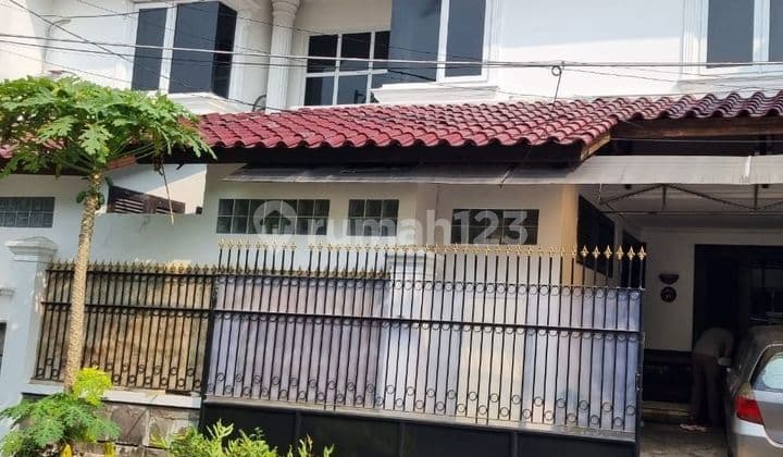 For Quick Sale 2-Story House in Kijang Kemanggisan Complex West Jakarta