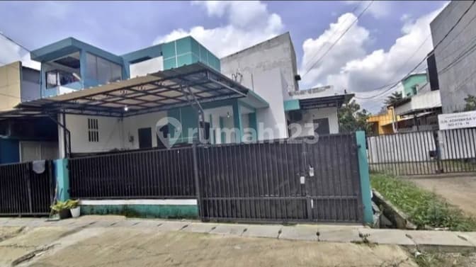 Di Jual Rumah Posisi di Hoek di Komplek Rumah Kejaksaan Agung Karang Mulya Tangerang