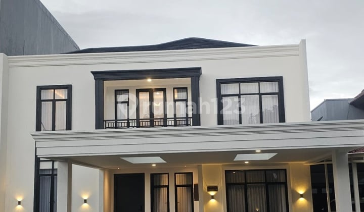 Dijual Rumah Cantik Full Furnish di Alam Sutera