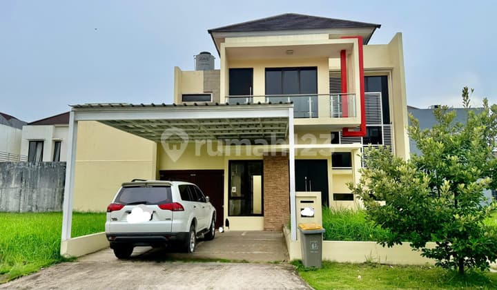 Rumah Bagus 2 LT Dg Kamar Tidur 3+1 di Cluster Arana