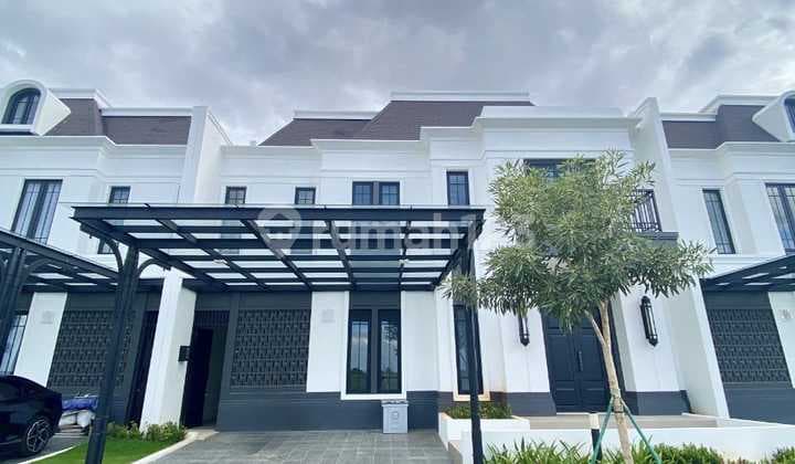 Disewa Rumah Bagus di Perumahan Summarecon Crown Gading -Pr