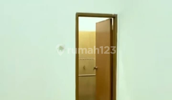 Disewakan Rumah di Kemang Pratama 2 Bekasi -Sr