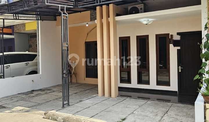 Rumah 2 Lantai di Cluster Daerah Jakasampurna