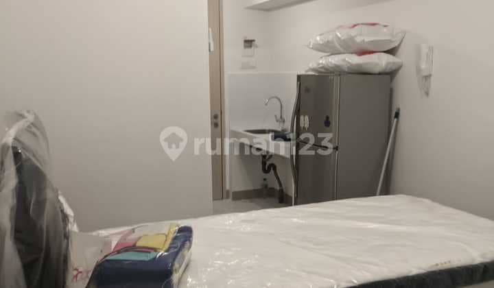 Disewakan Apartemen Tokyo Riverside Pik2 Tipe Studio Semi Furnish 18jt/thn