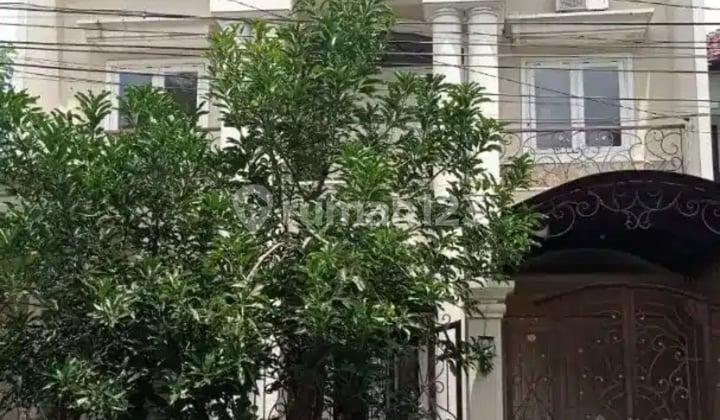 Rumah Siap Huni Di Babatan Pratama Wiyung